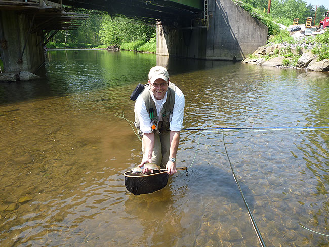 Gary with one on Kettle.JPG